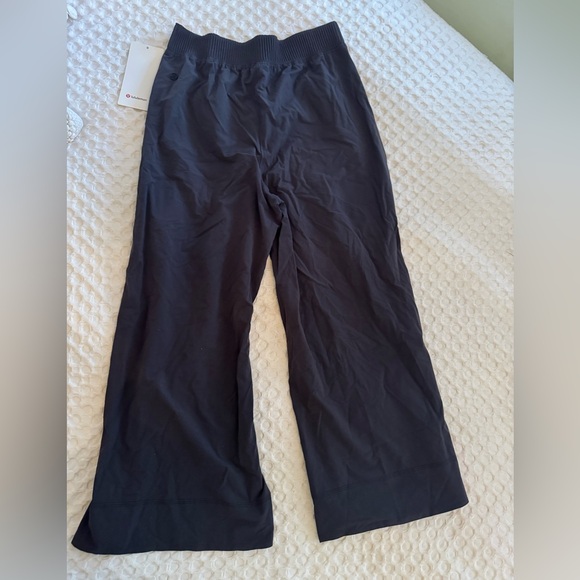 Lululemon Stretch Woven High-Rise Wide-Leg Cropped Pant - Picture 6 of 11
